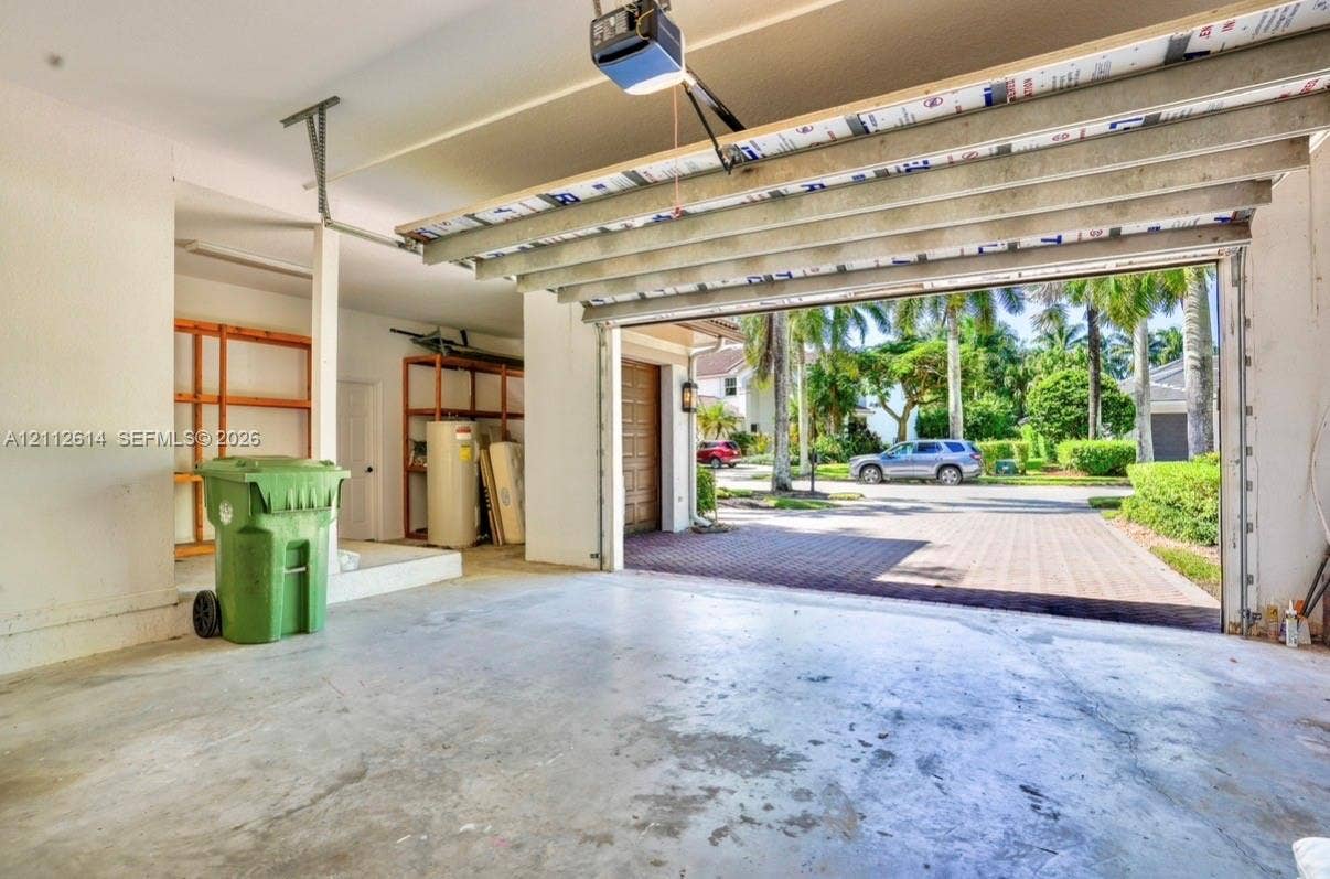 1422 Victoria Isle Drive, Weston, FL 33327 Photo 28