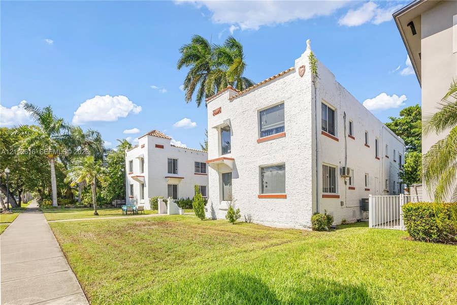 Property photo for 817 Tyler Street, #9, Hollywood, FL