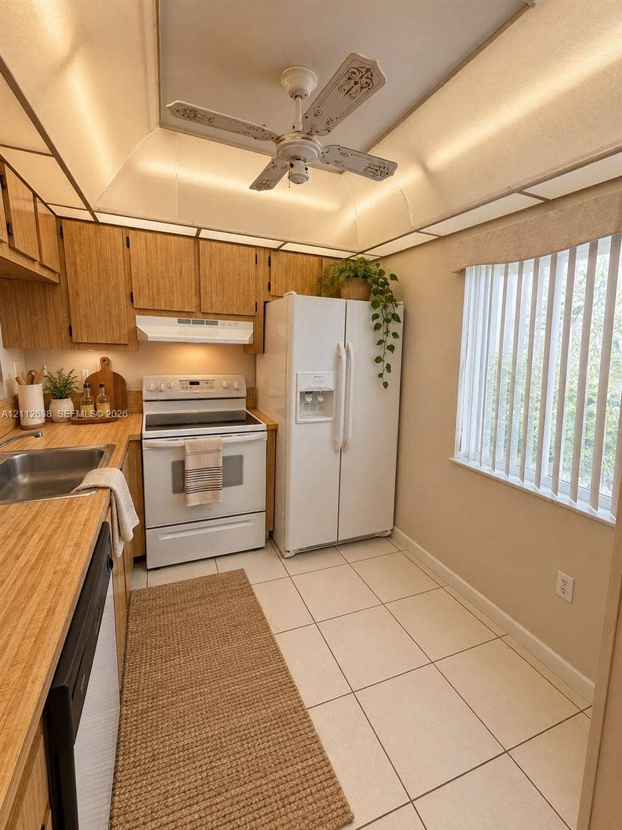 9200 Lime Bay Boulevard, #312, Tamarac, Tamarac, FL 33321 Photo 10