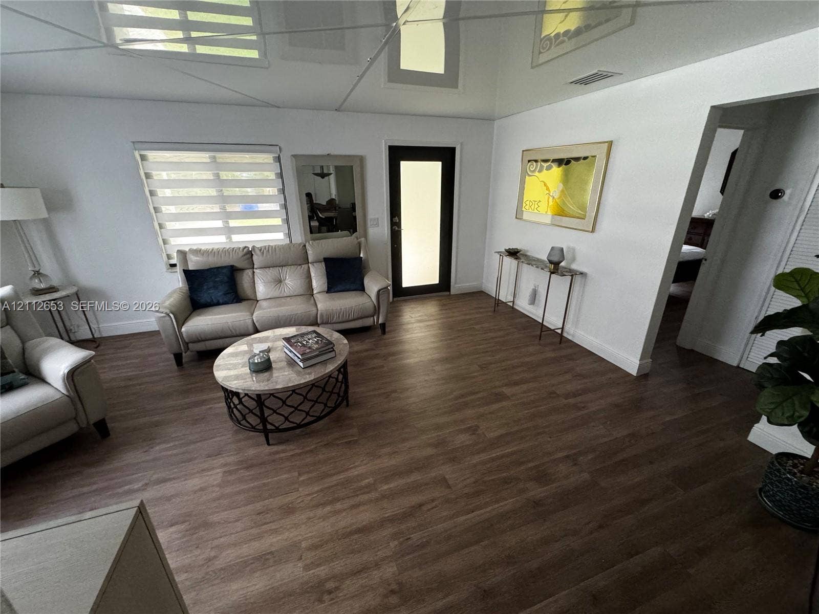 2040 NW 14th Street, Miami, FL 33125 Photo 7