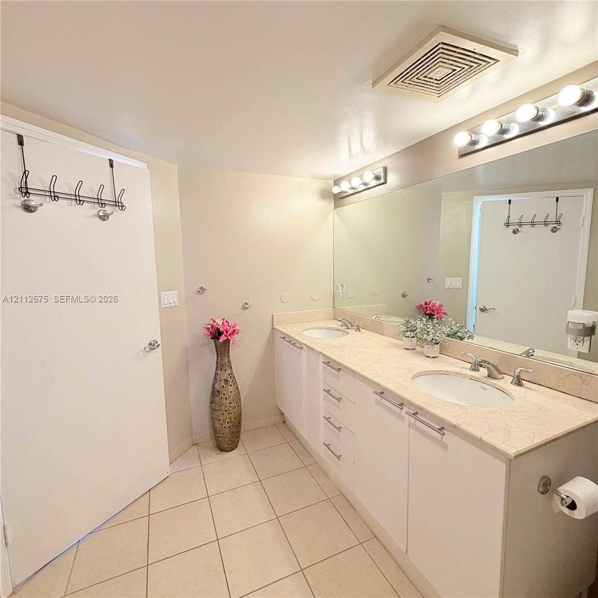 16699 Collins Avenue, #1410, Sunny Isles Beach, Sunny Isles Beach, FL 33160 Photo 33