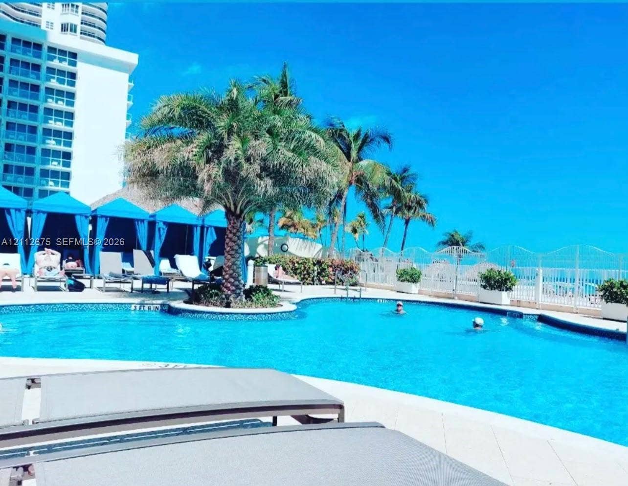 16699 Collins Avenue, #1410, Sunny Isles Beach, Sunny Isles Beach, FL 33160 Photo 2