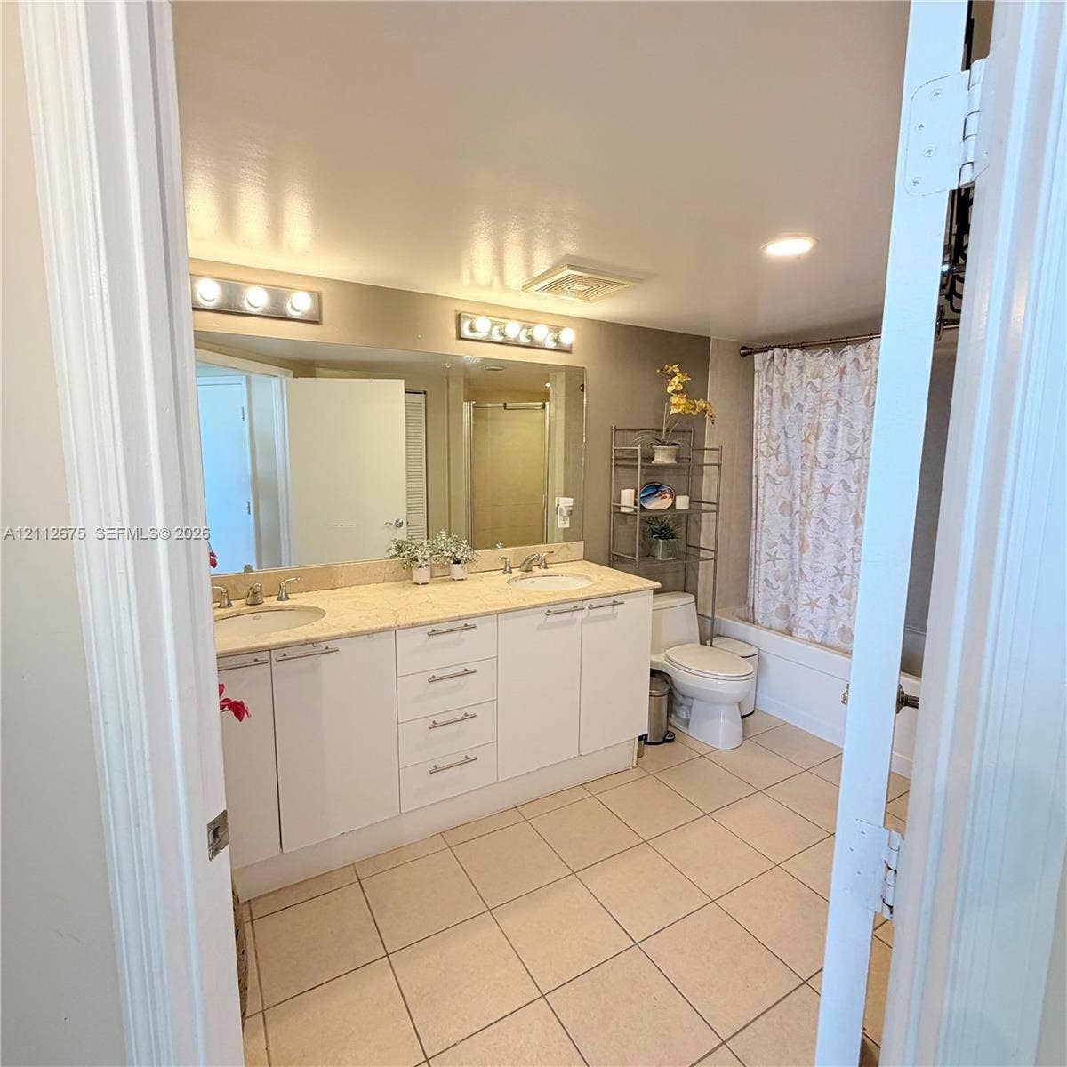 16699 Collins Avenue, #1410, Sunny Isles Beach, Sunny Isles Beach, FL 33160 Photo 31