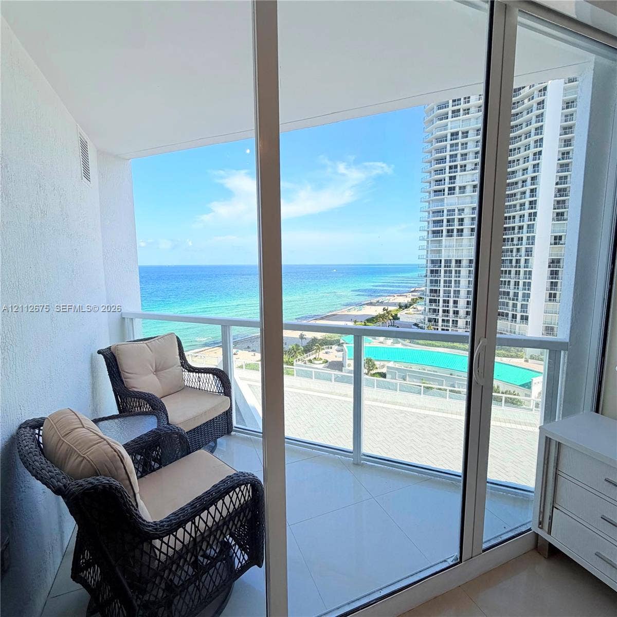 16699 Collins Avenue, #1410, Sunny Isles Beach, Sunny Isles Beach, FL 33160 Photo 5
