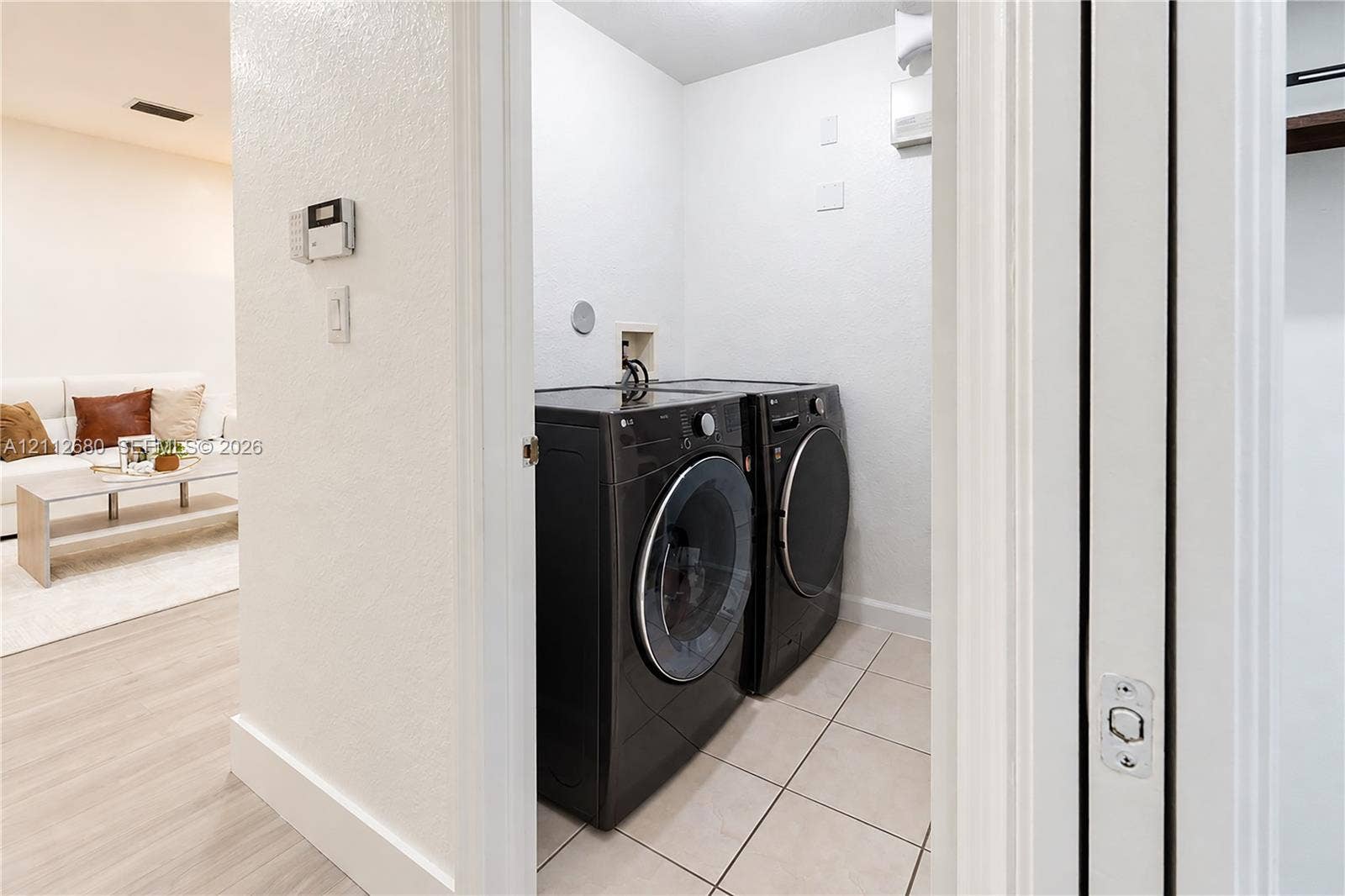 890 SW 154th Path, Miami, FL 33194 Photo 14