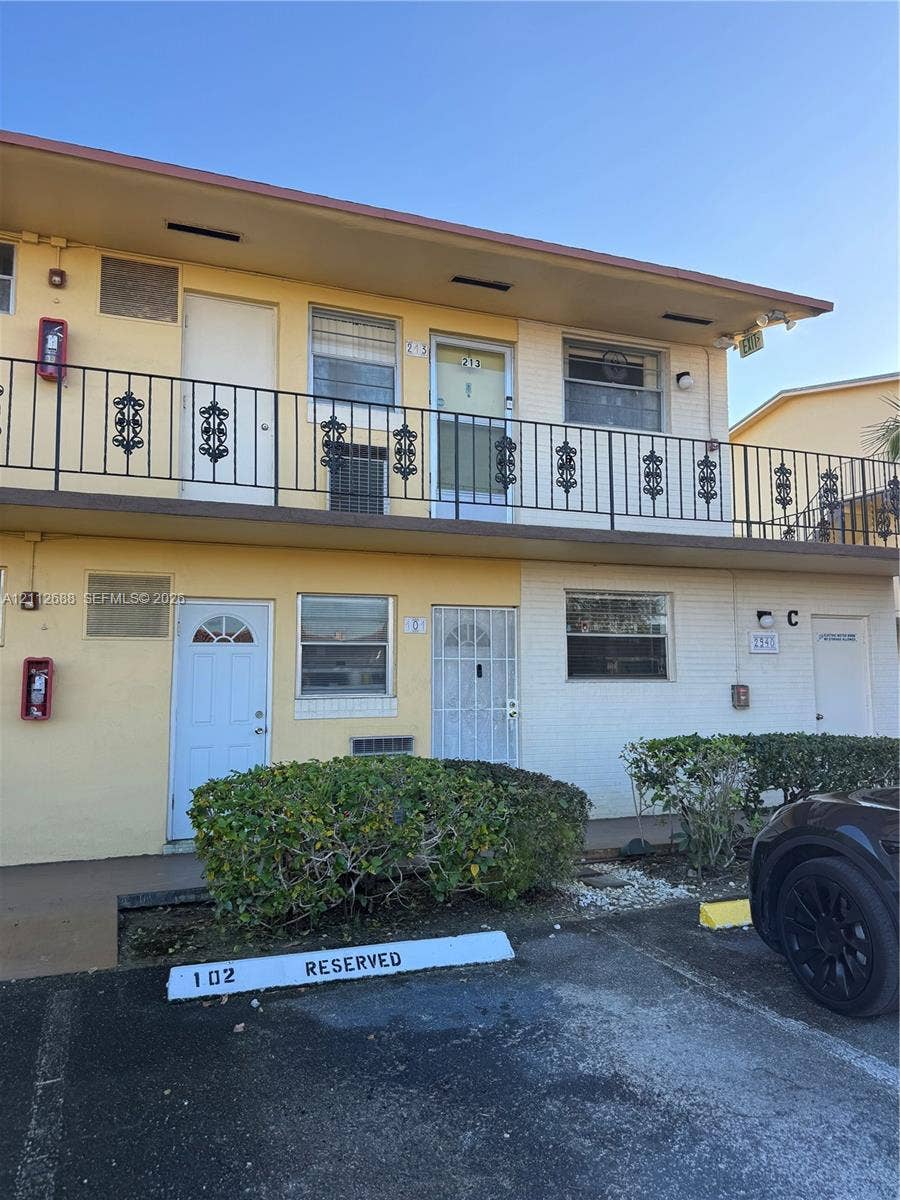 2940 NE 203rd Street, #C213, Aventura, Aventura, FL 33180 Photo 24