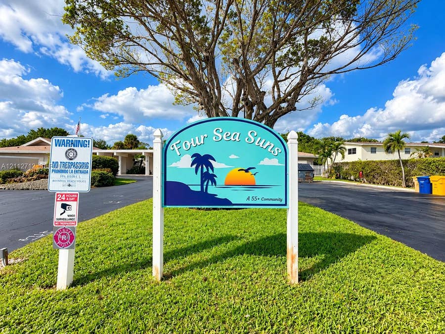 Property photo for 410 NE 17th Avenue, #203, Boynton Beach, FL