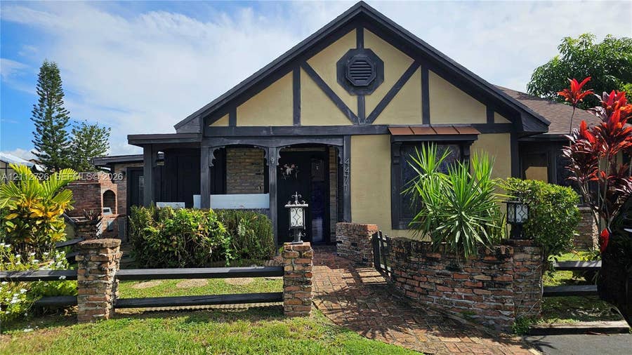Property photo for 4471 NW 93rd Way, Sunrise, FL