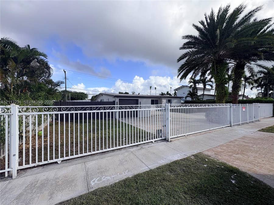 Property photo for 1281 W 62nd Street, #1281, Hialeah, FL