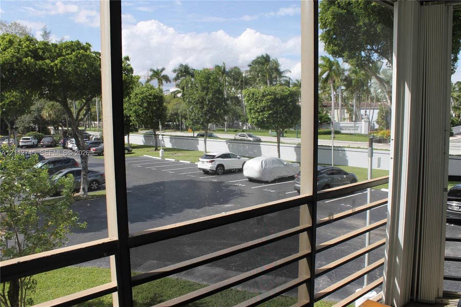 Property photo for 20500 W Country Club Drive, #202, Aventura, FL