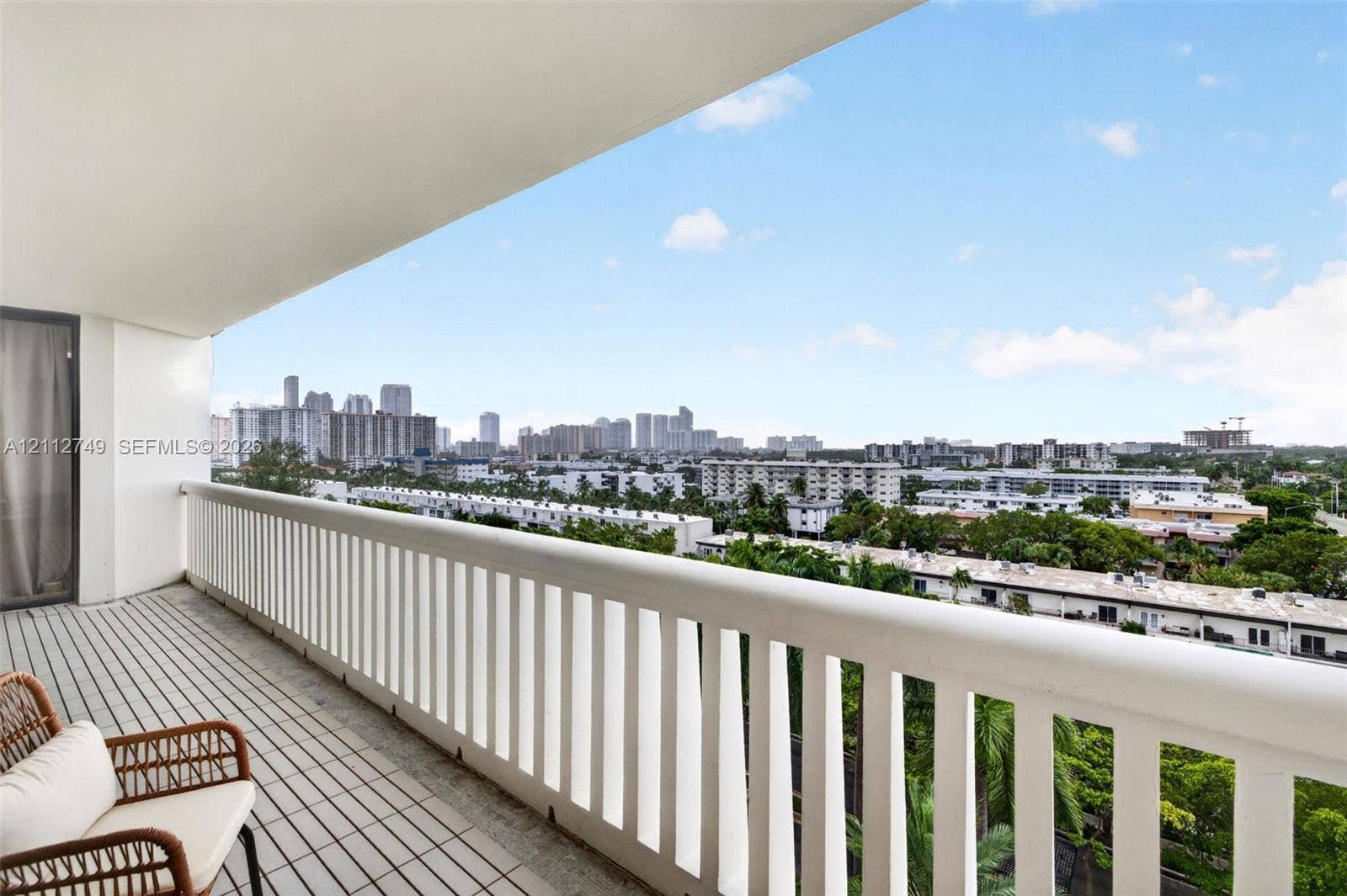2000 Island Boulevard, #804, Aventura, FL 33160 Photo 32