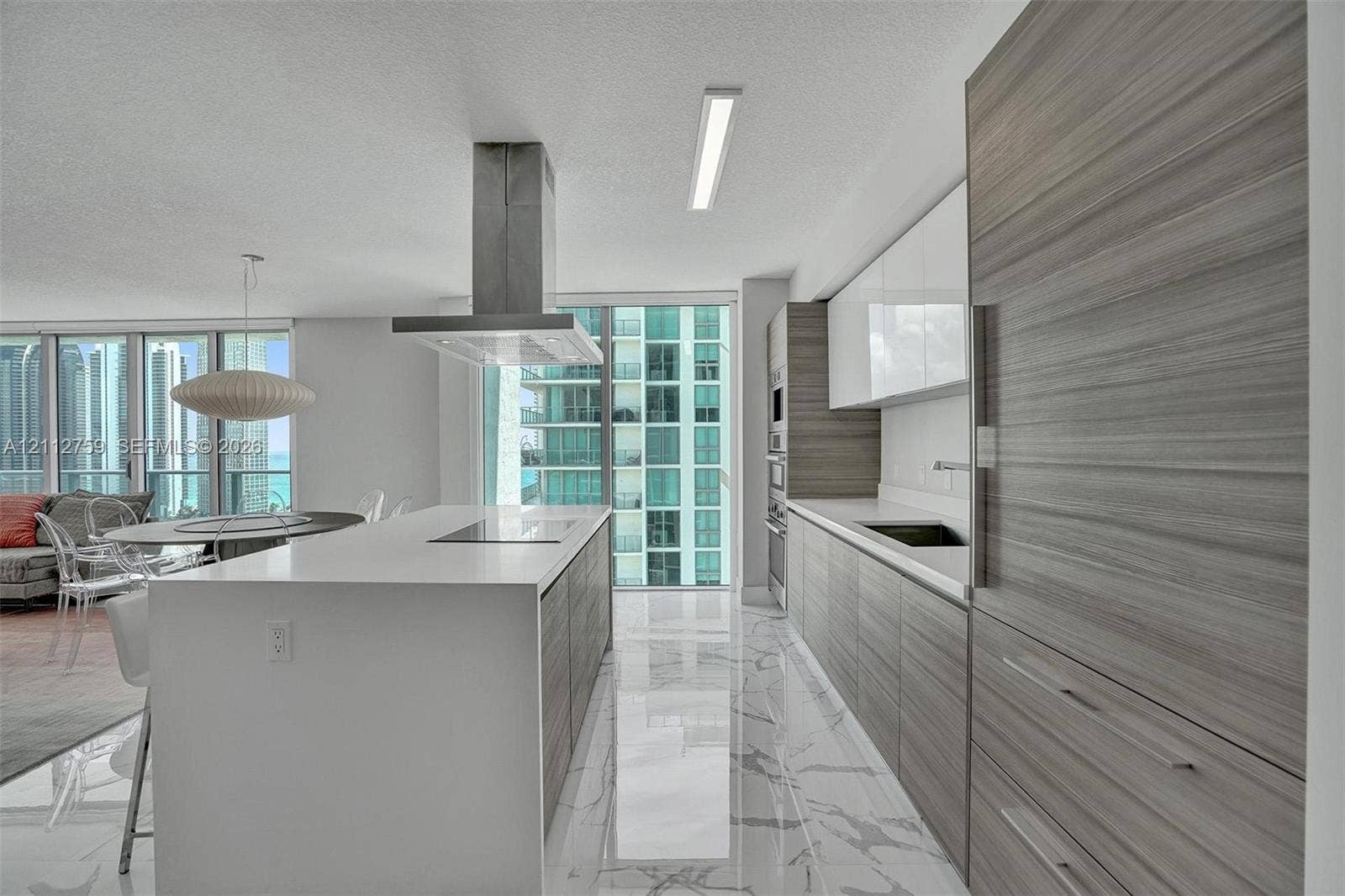 330 Sunny Isles Boulevard, #5-2207, Sunny Isles Beach, FL 33160 Photo 7