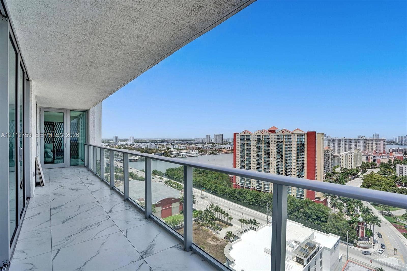 330 Sunny Isles Boulevard, #5-2207, Sunny Isles Beach, FL 33160 Photo 22