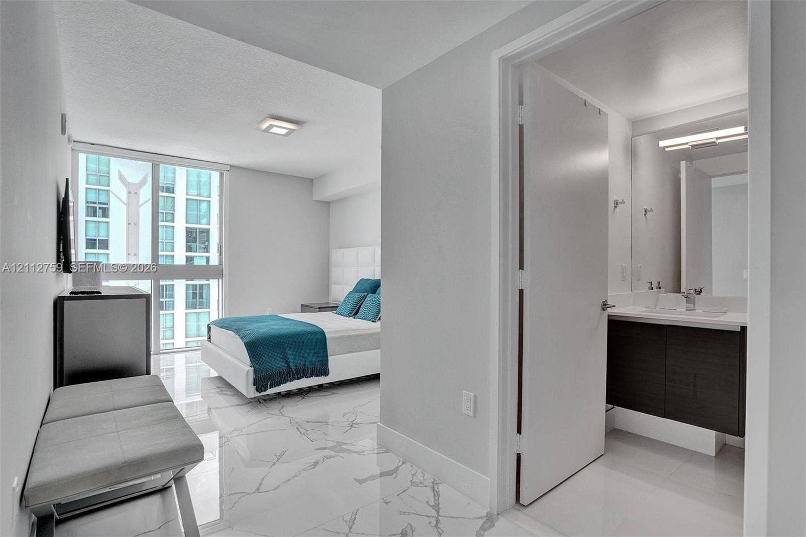 330 Sunny Isles Boulevard, #5-2207, Sunny Isles Beach, FL 33160 Photo 20