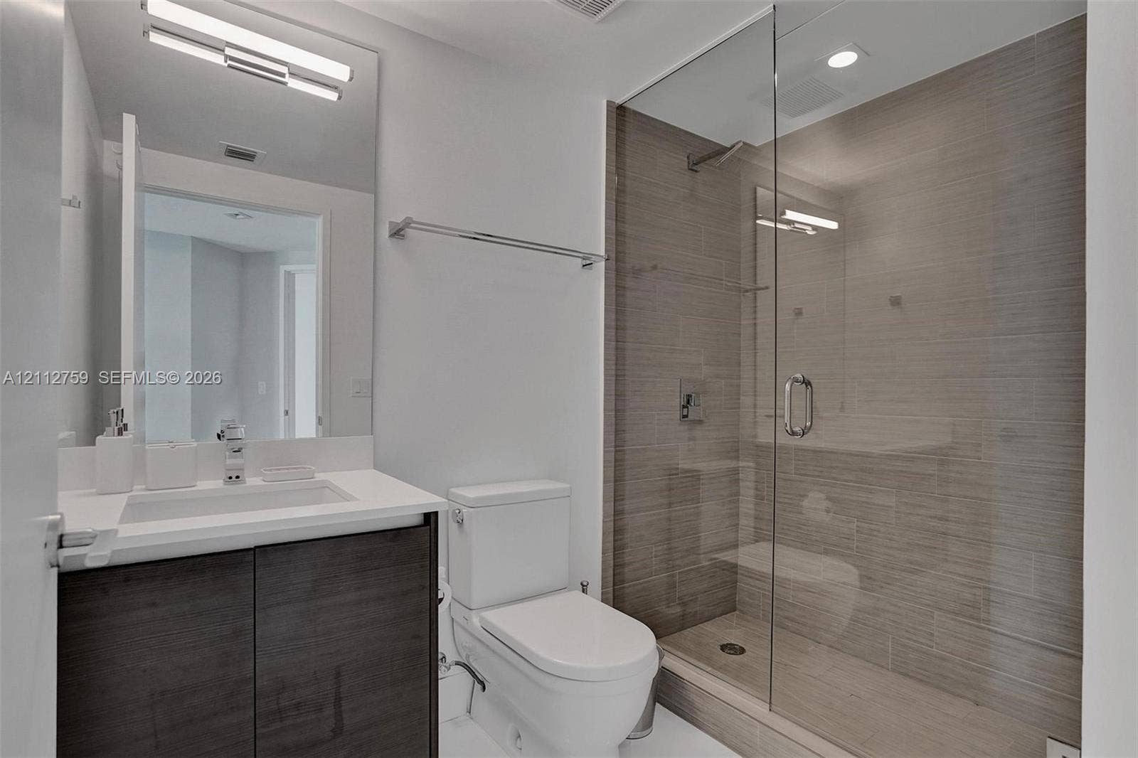 330 Sunny Isles Boulevard, #5-2207, Sunny Isles Beach, FL 33160 Photo 29