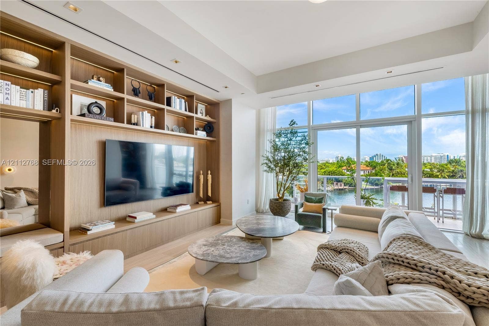 4701 N Meridian Avenue, #304, Miami Beach, FL 33140 Photo 1