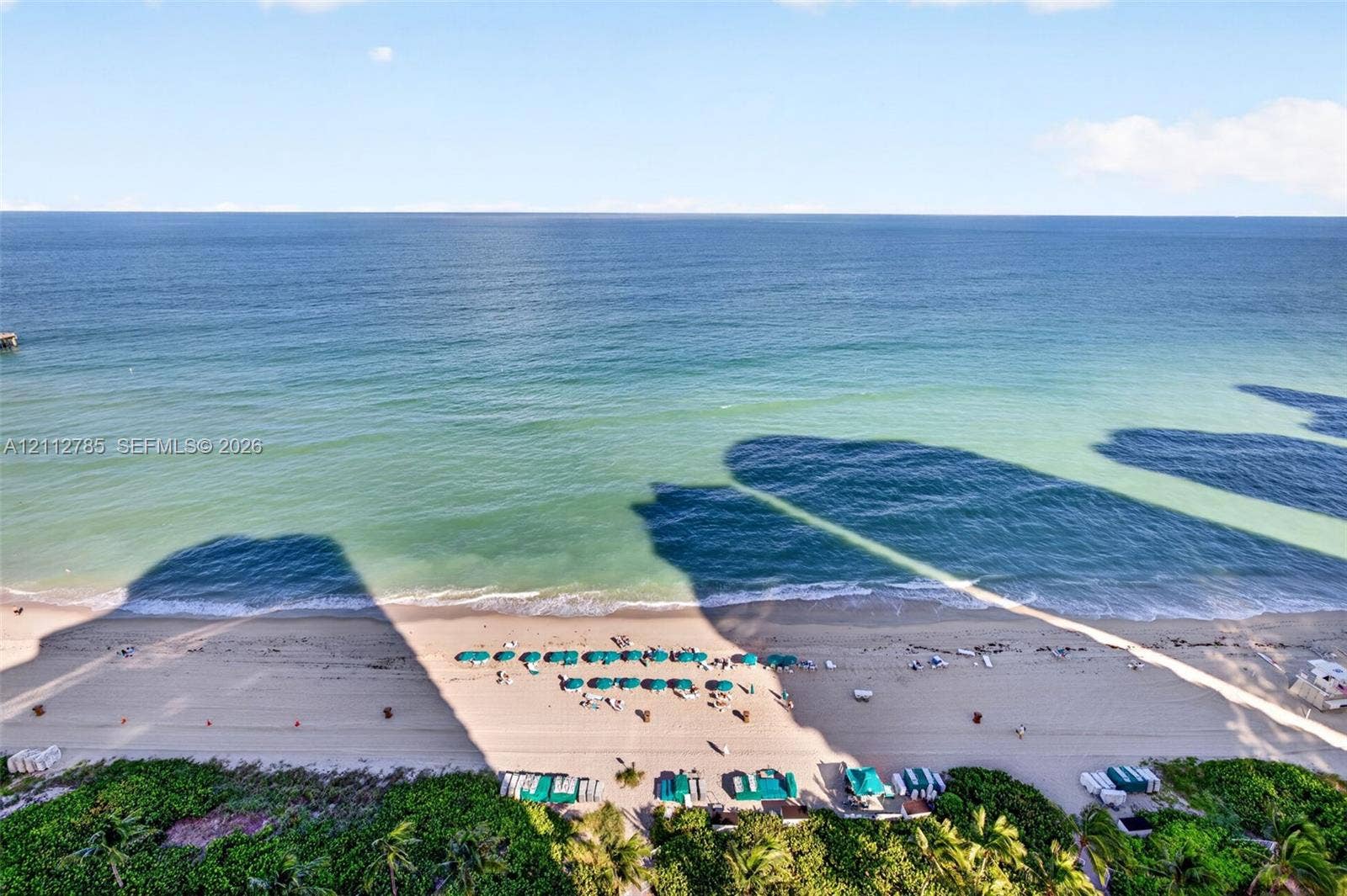 16425 Collins Avenue, #2016, Sunny Isles Beach, FL 33160 Direct oceanfront exposure with panoramic water horizon and expansive sandy beach