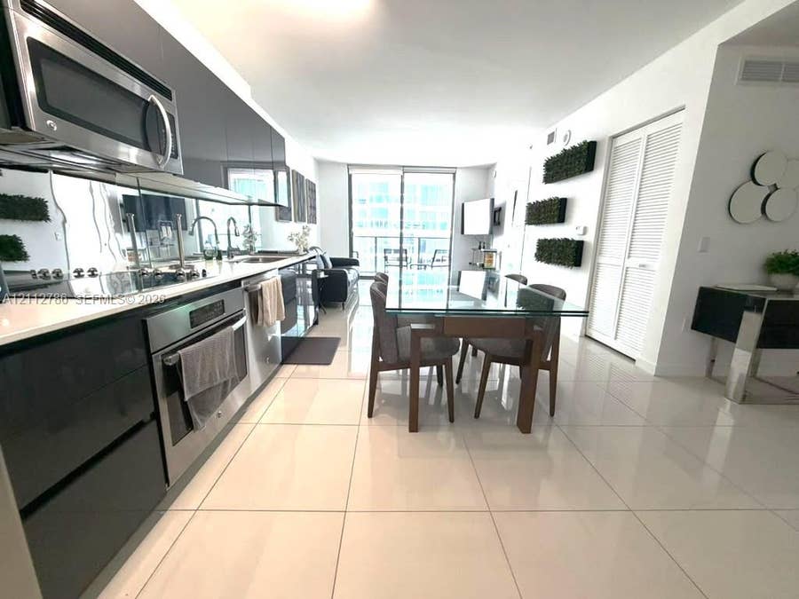 Property photo for 31 SE 6th Street, #2604, Miami, FL