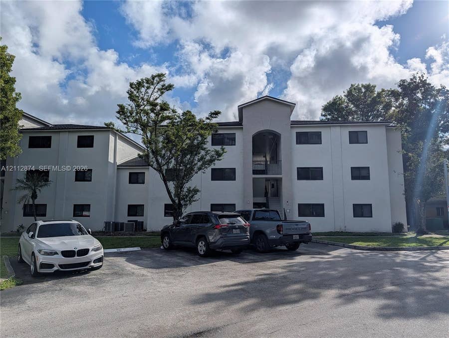 Property photo for 3700 N 56th Avenue, #1001, Hollywood, FL