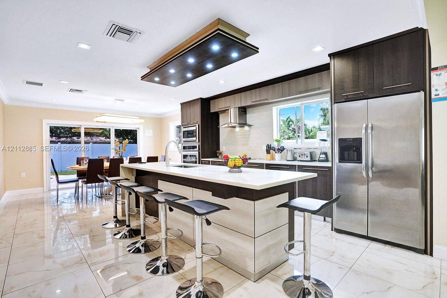 Open Kitchen