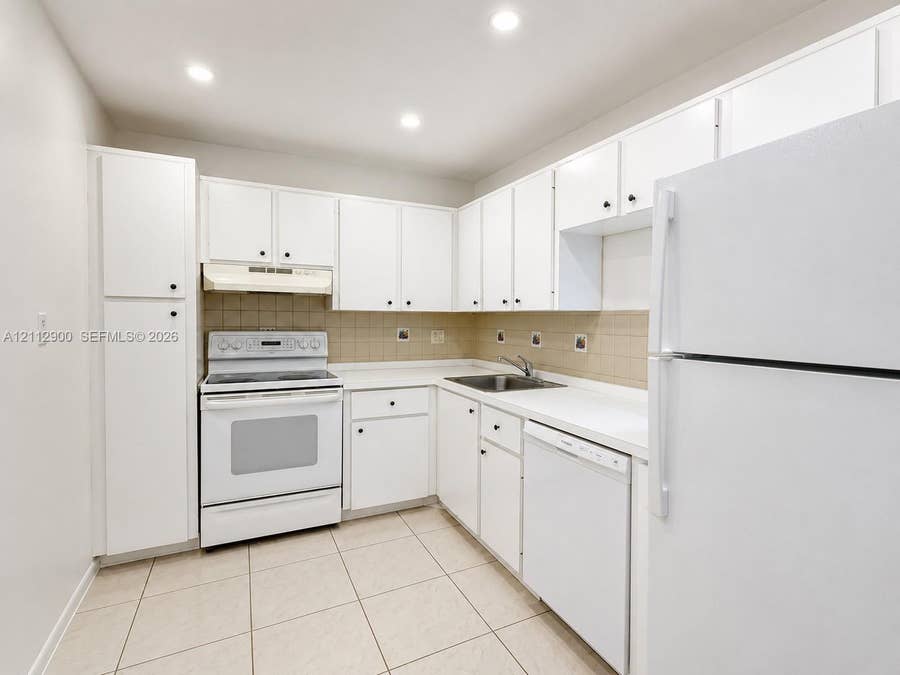 Property photo for 4384 NW 9th Avenue, #18-2A, Deerfield Beach, FL