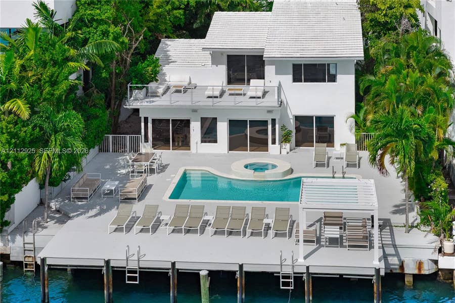 Property photo for 1372 S Venetian Way, Miami, FL