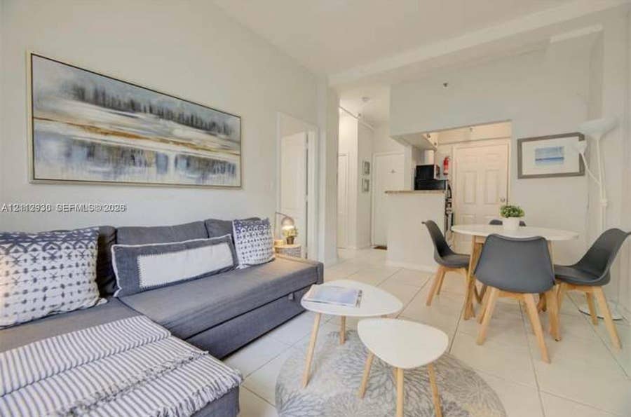 Property photo for 3030 Collins Avenue, #1G, Miami Beach, FL