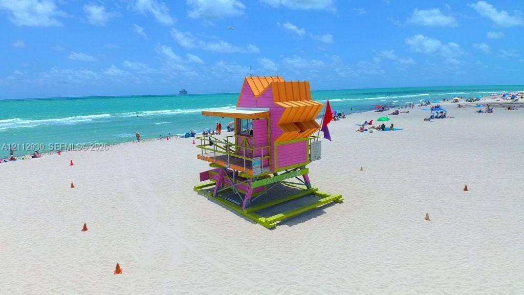 3030 Collins Avenue, #1G, Miami Beach, FL 33140 Additional content