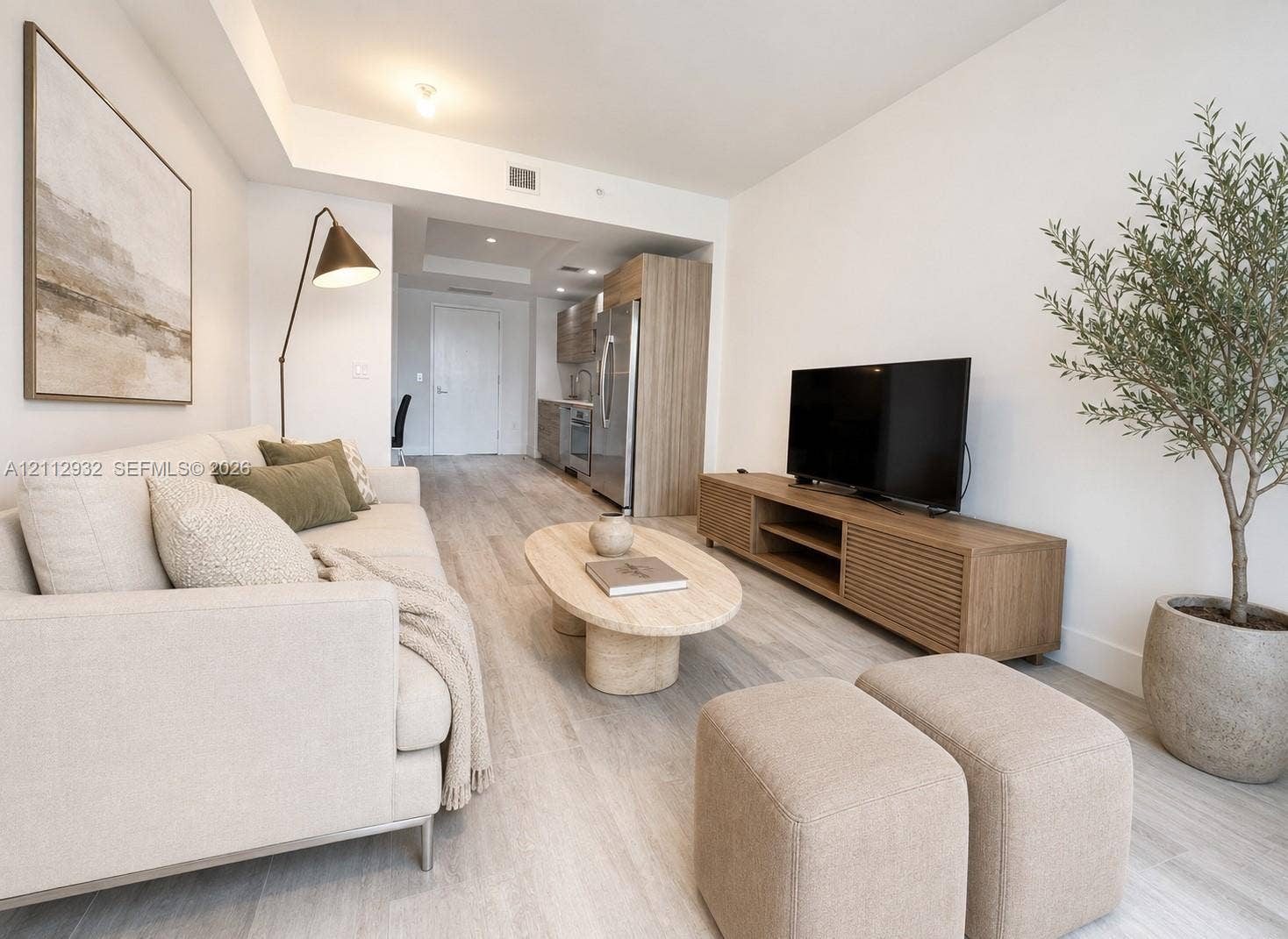 121 NE 34th Street, #903, Miami, FL 33137 Virtually Staged