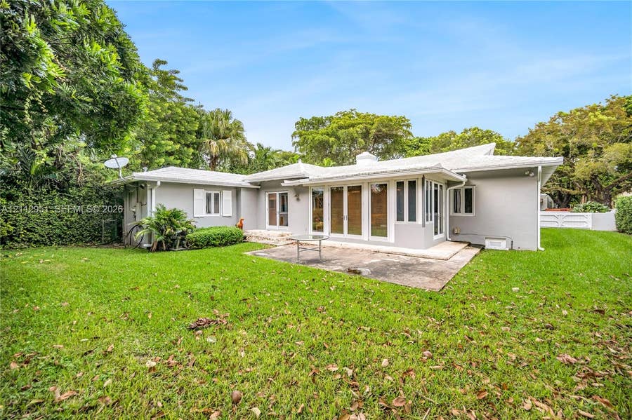 Property photo for 2200 Alhambra Circle, Coral Gables, FL