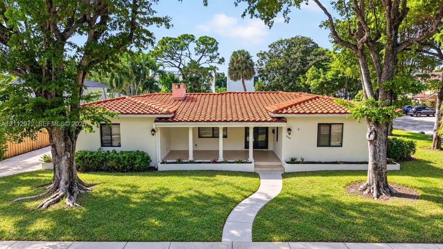 Property photo for 549 NE 12th Avenue, #0, Fort Lauderdale, FL