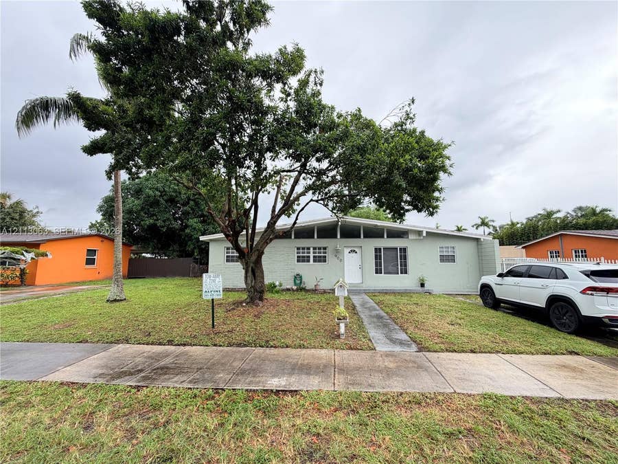 Property photo for 900 NW 178th Terrace, #900, Miami Gardens, FL