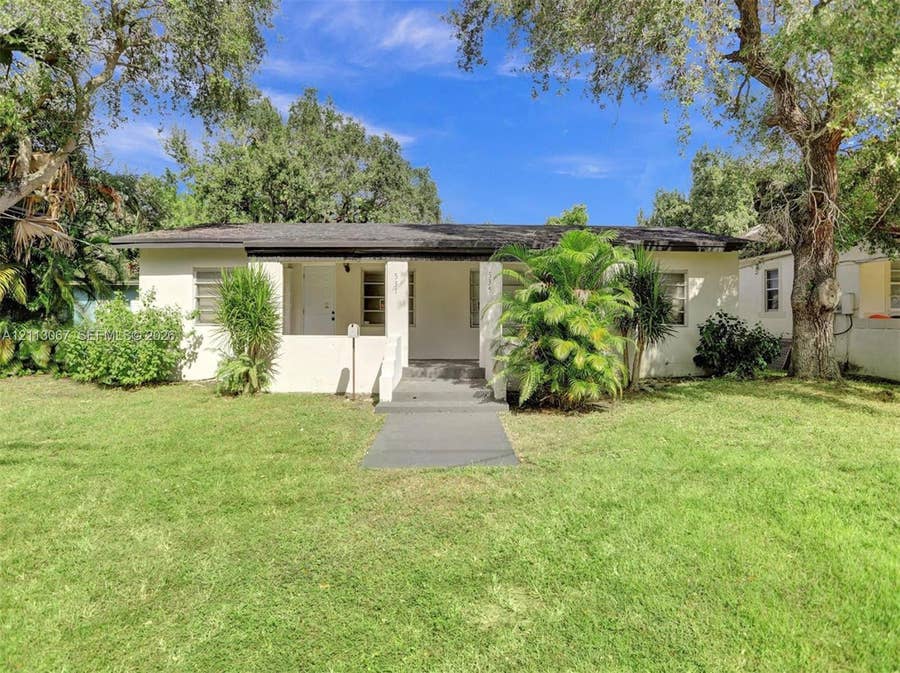 Property photo for 535 NW 91st Street, #535, Miami, FL