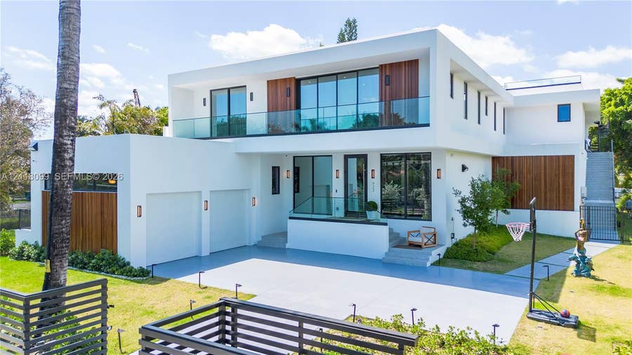 Property photo for 922 NE 78th Street, Miami, FL