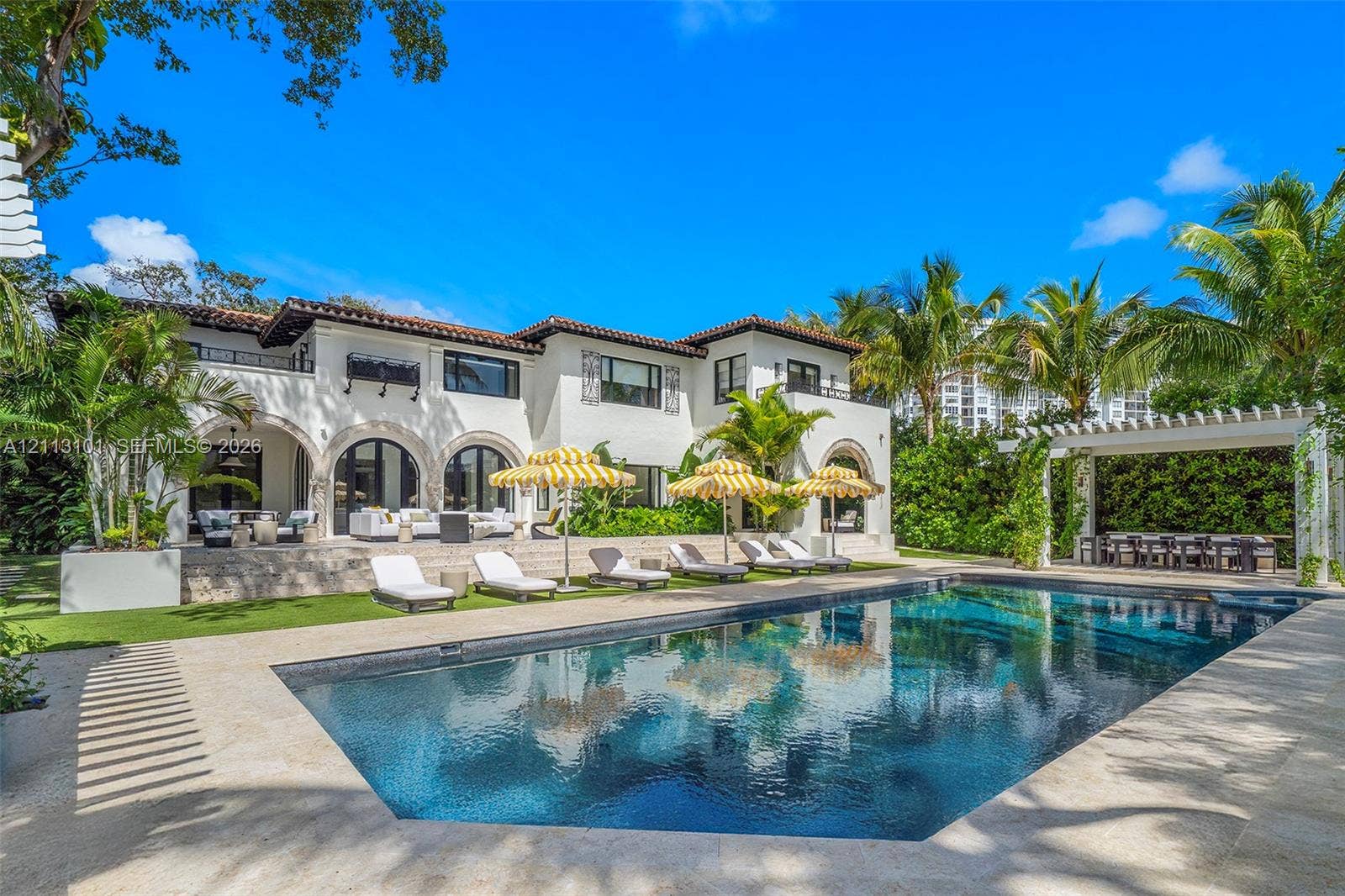 3681 Flamingo Drive, Miami Beach, FL 33140 Photo 1