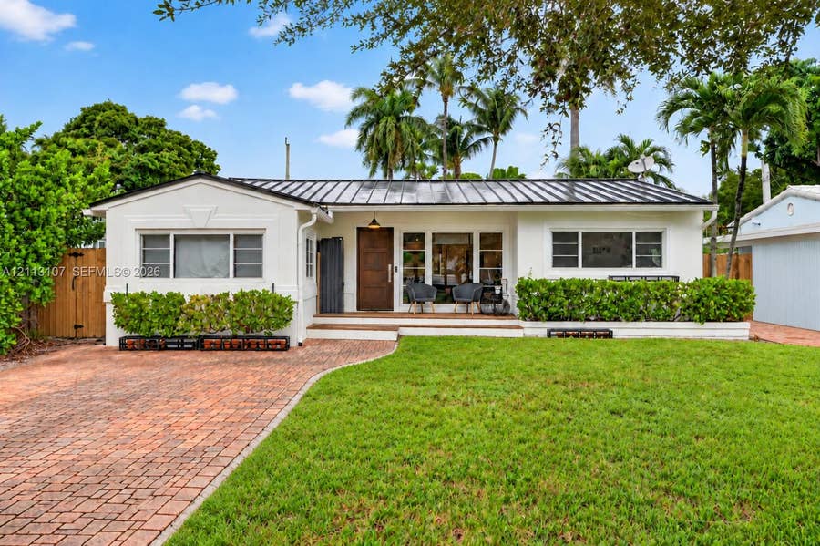 Property photo for 603 SW 18th Court, Fort Lauderdale, FL