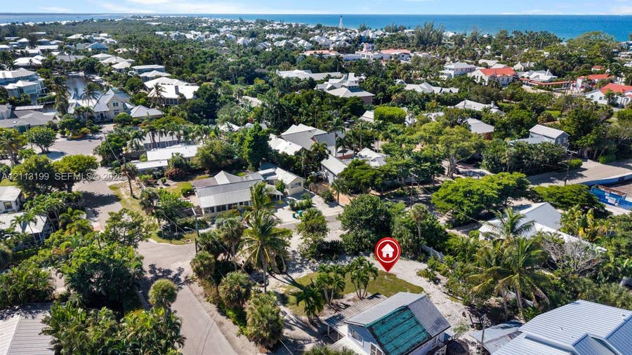 Property photo for 311 Tarpon Avenue, 