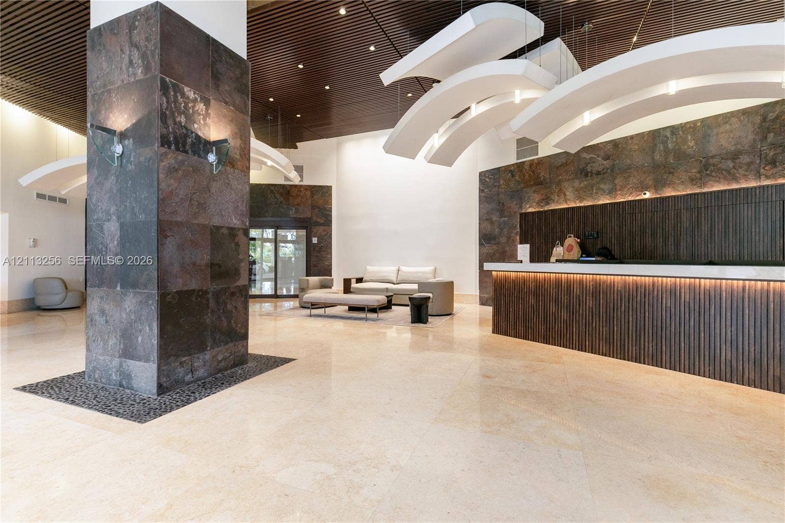 3300 NE 191st Street, #1514, Aventura, FL 33180 Renovated lobby area