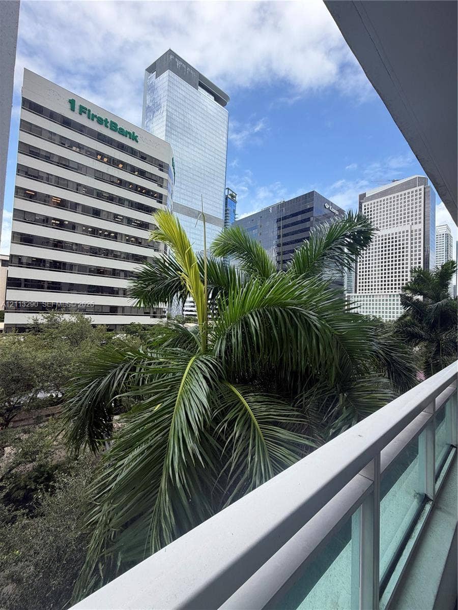 951 Brickell Avenue, #405, Miami, Miami, FL 33131 Photo 12