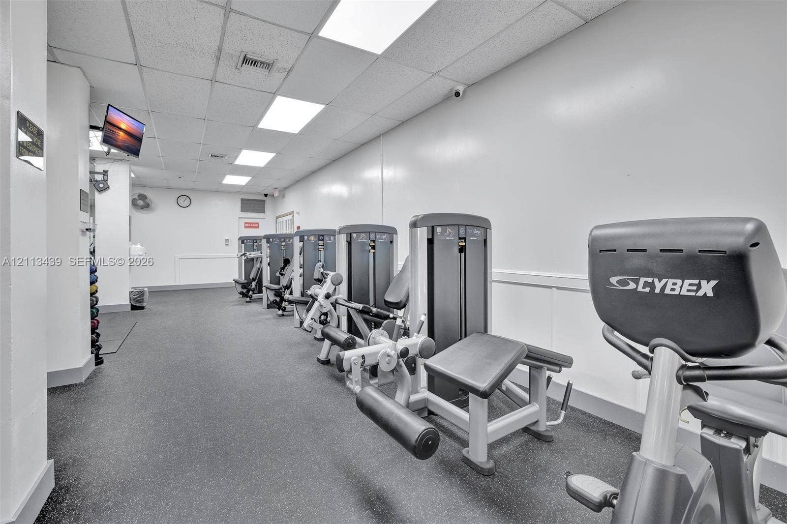 3800 S Ocean Drive, #416, Hollywood, FL 33019 Fitness center featuring durable rubberized flooring, recessed ceiling lighting, and built-in weight training equipment