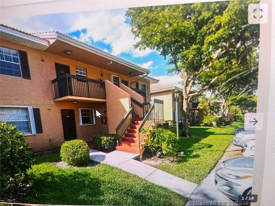 Property photo for Pembroke Pines, FL