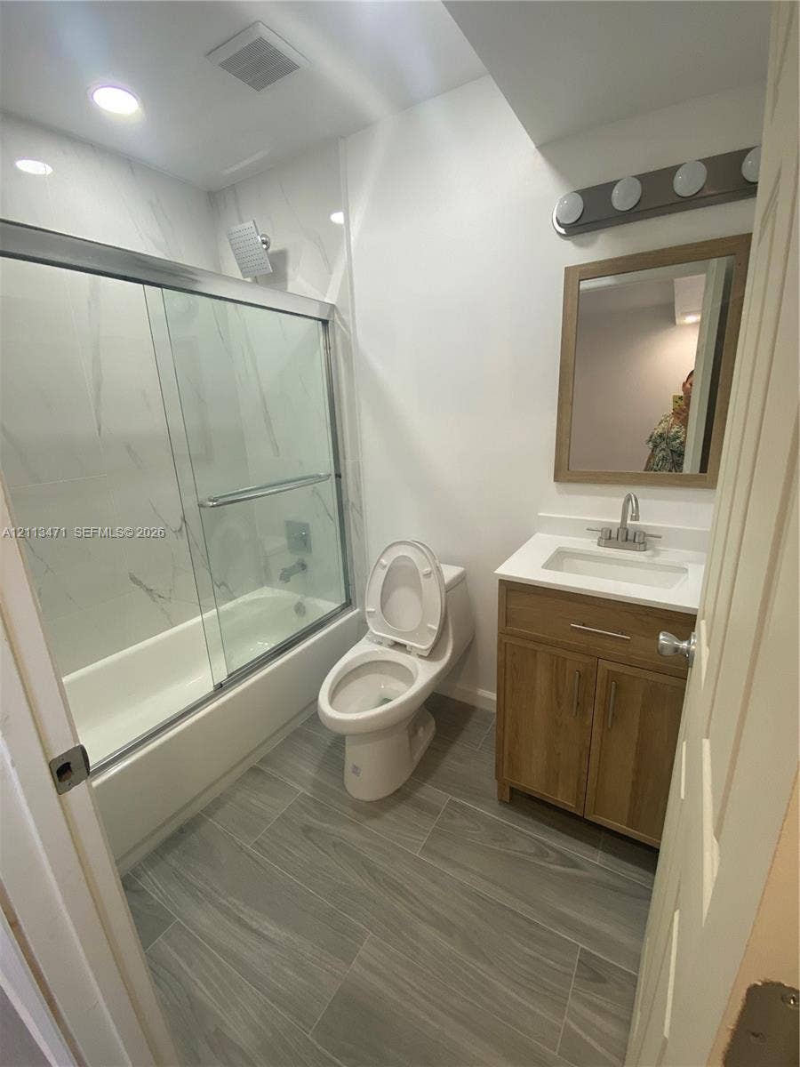 1131 NE 17th Way, #1, Fort Lauderdale, Fort Lauderdale, FL 33304 Photo 13