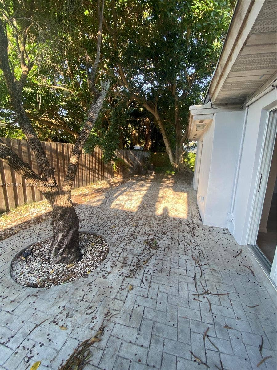 1131 NE 17th Way, #1, Fort Lauderdale, Fort Lauderdale, FL 33304 Photo 26