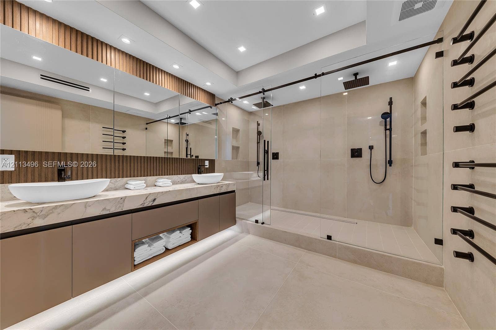 3535 S Ocean Drive, #1003, Hollywood, FL 33019 MASTER BATHROOM