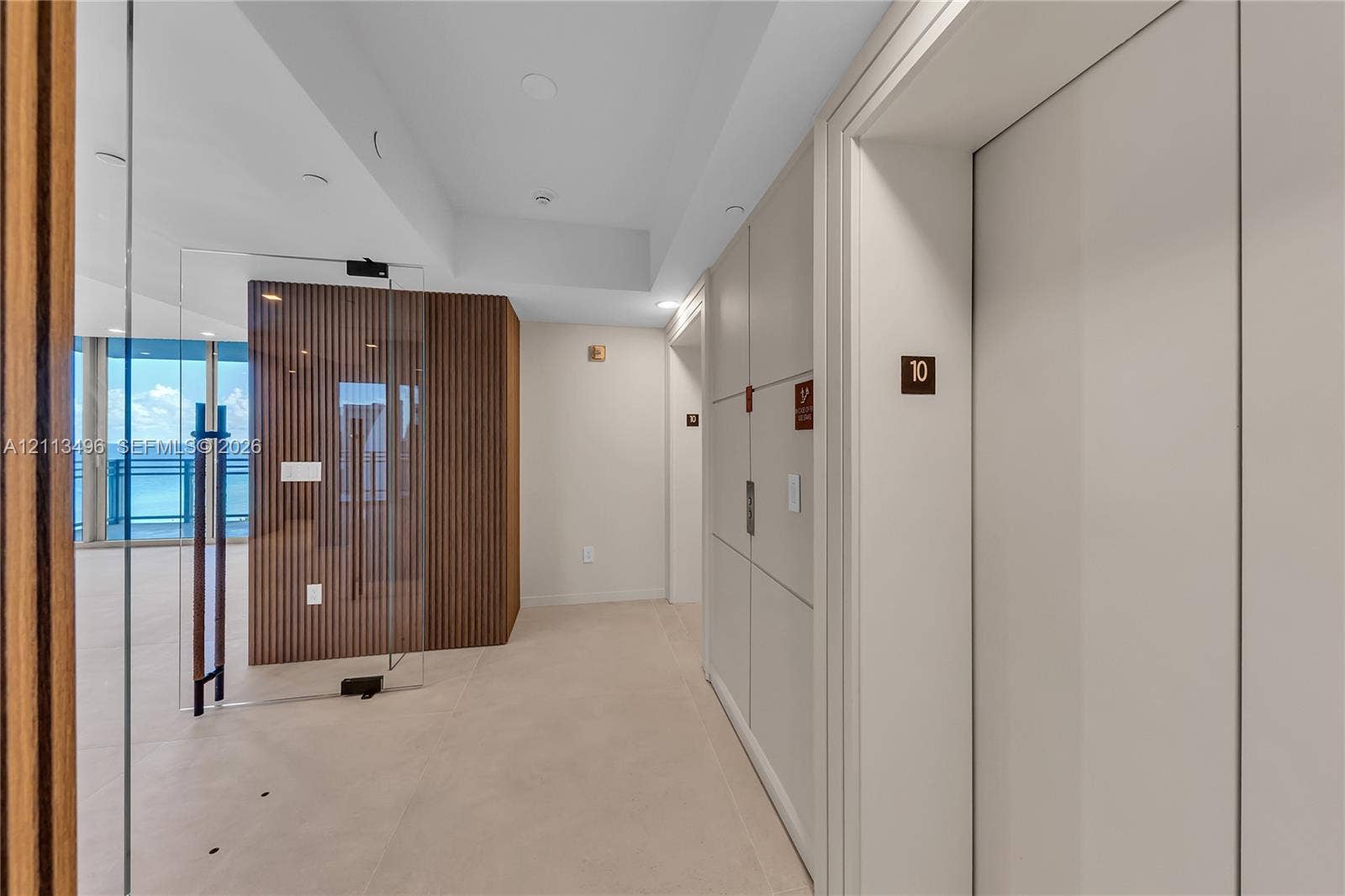 3535 S Ocean Drive, #1003, Hollywood, FL 33019 PRIVATE ELEVATOR FOYER