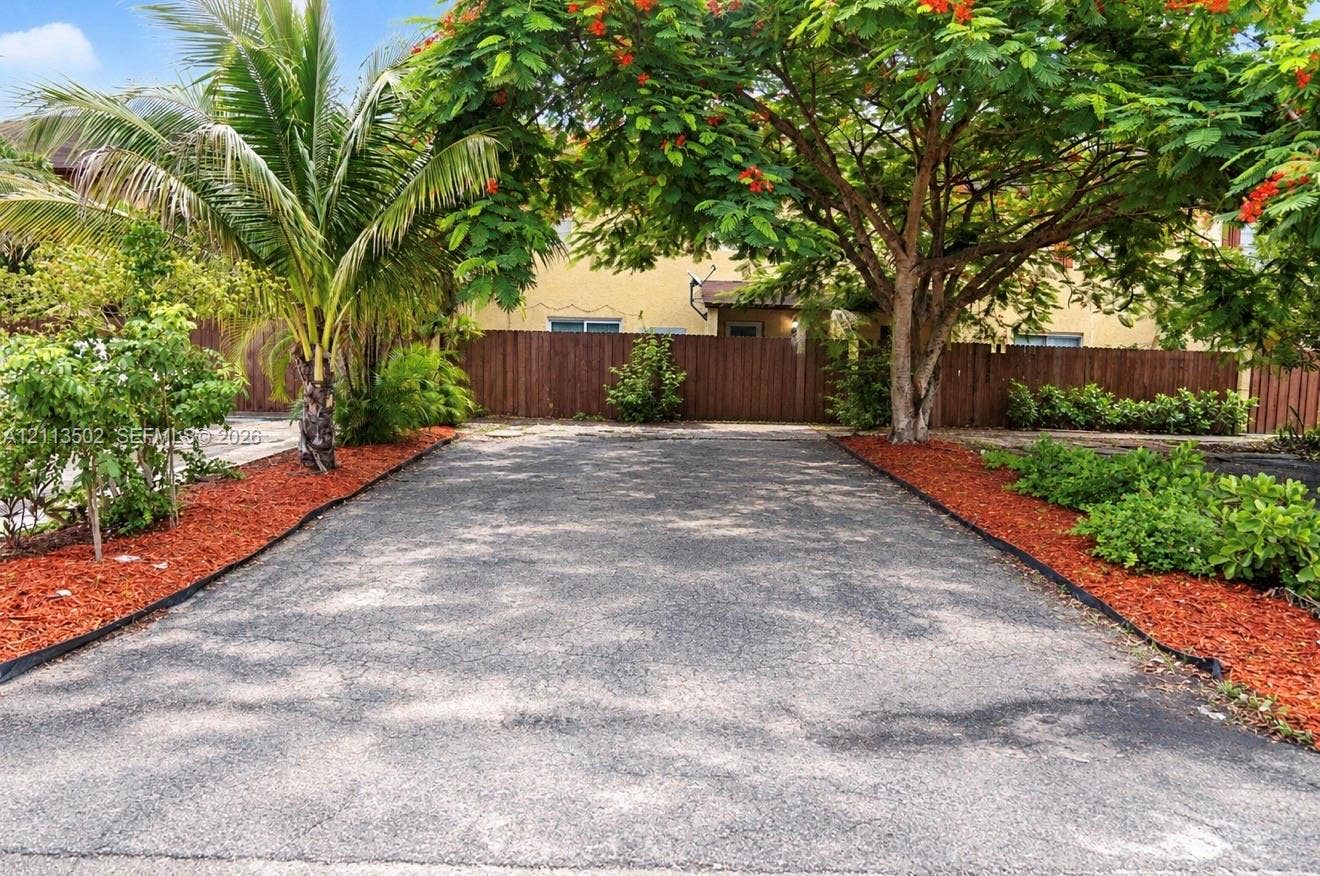 4332 NW 3 Terrace, Deerfield Beach, Deerfield Beach, FL 33064 Photo 9