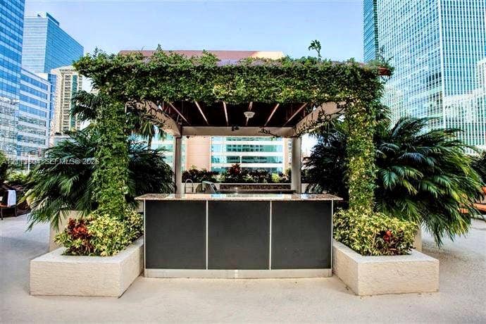 185 SE 14 Te, #802, Miami, Miami, FL 33131 Photo 3
