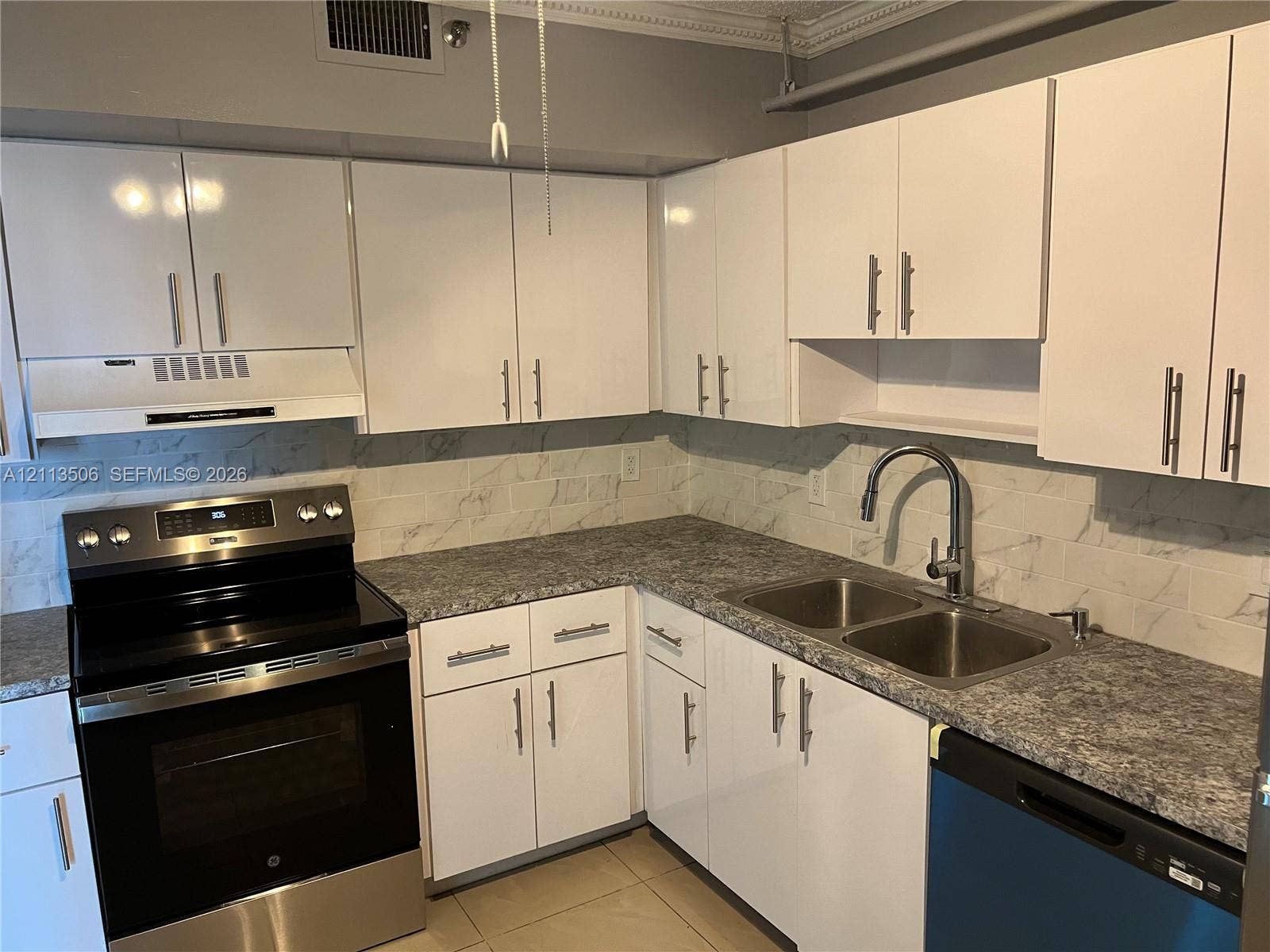 919 Hillcrest Drive, #804, Hollywood, Hollywood, FL 33021 Photo 2