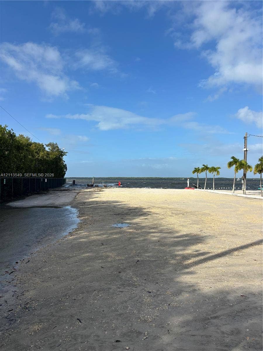 93 1st Court, Key Largo, FL 33037 Photo 6