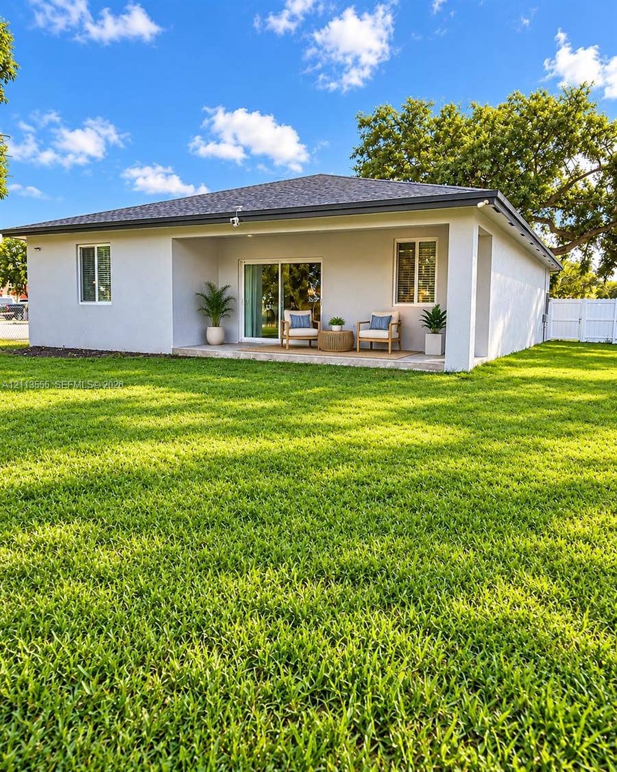 Property photo for 104 NW 31st Avenue, Fort Lauderdale, FL